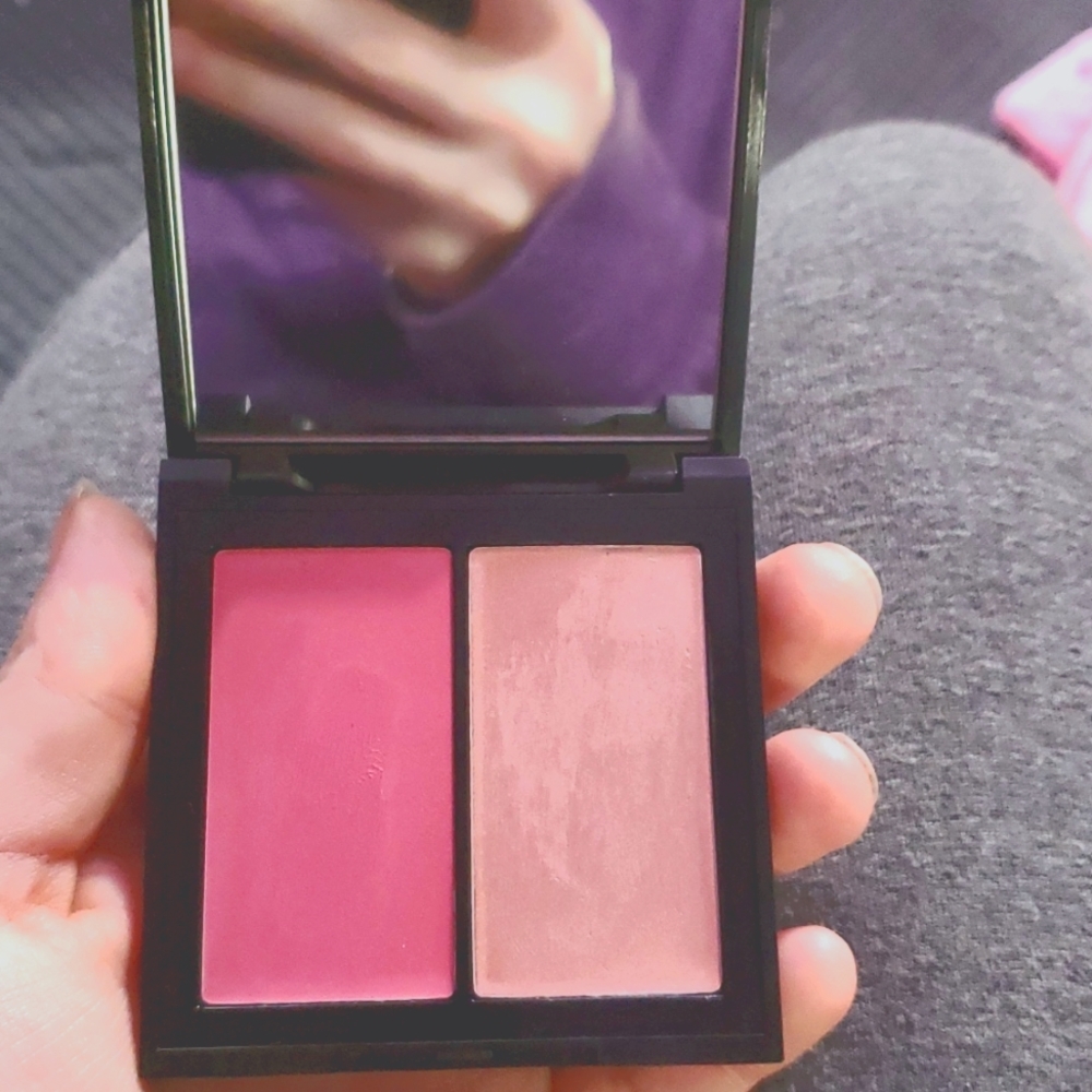 Kosas  color & light creme 8th muse.